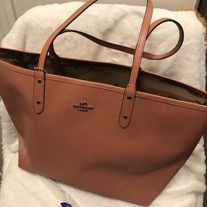 Coach large coral double sided bag never used
